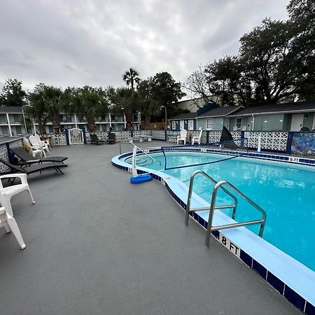 Gulf Coast Inn Галф-Бриз Экстерьер фото